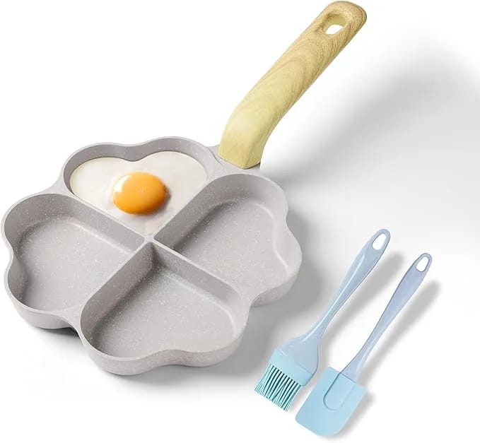 cadeaux femme poele compartiment oeufs