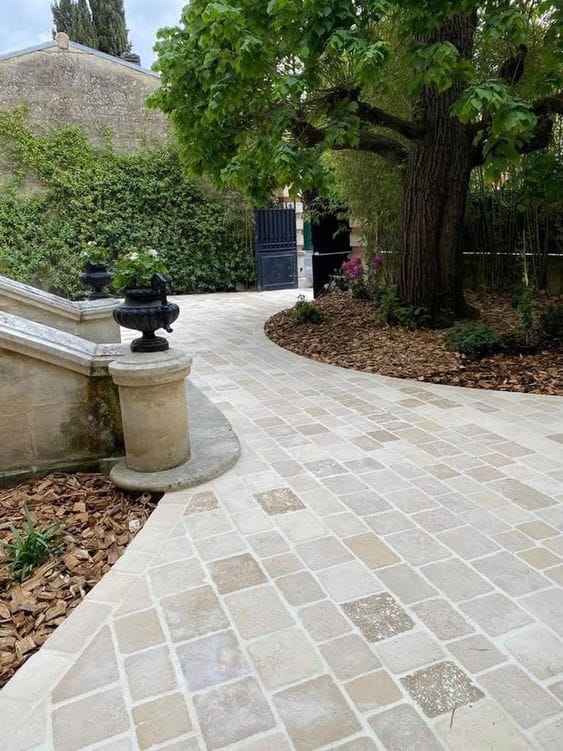 pavé pierre allée de jardin moderne