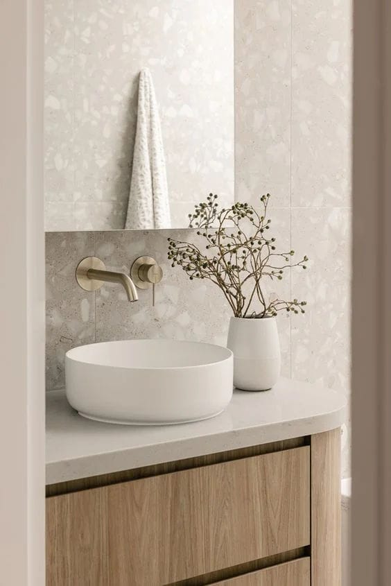 petite salle de bain moderne