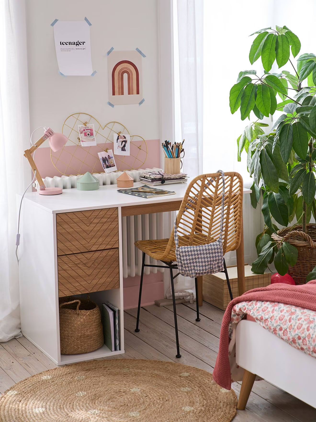 bureau enfant rangement