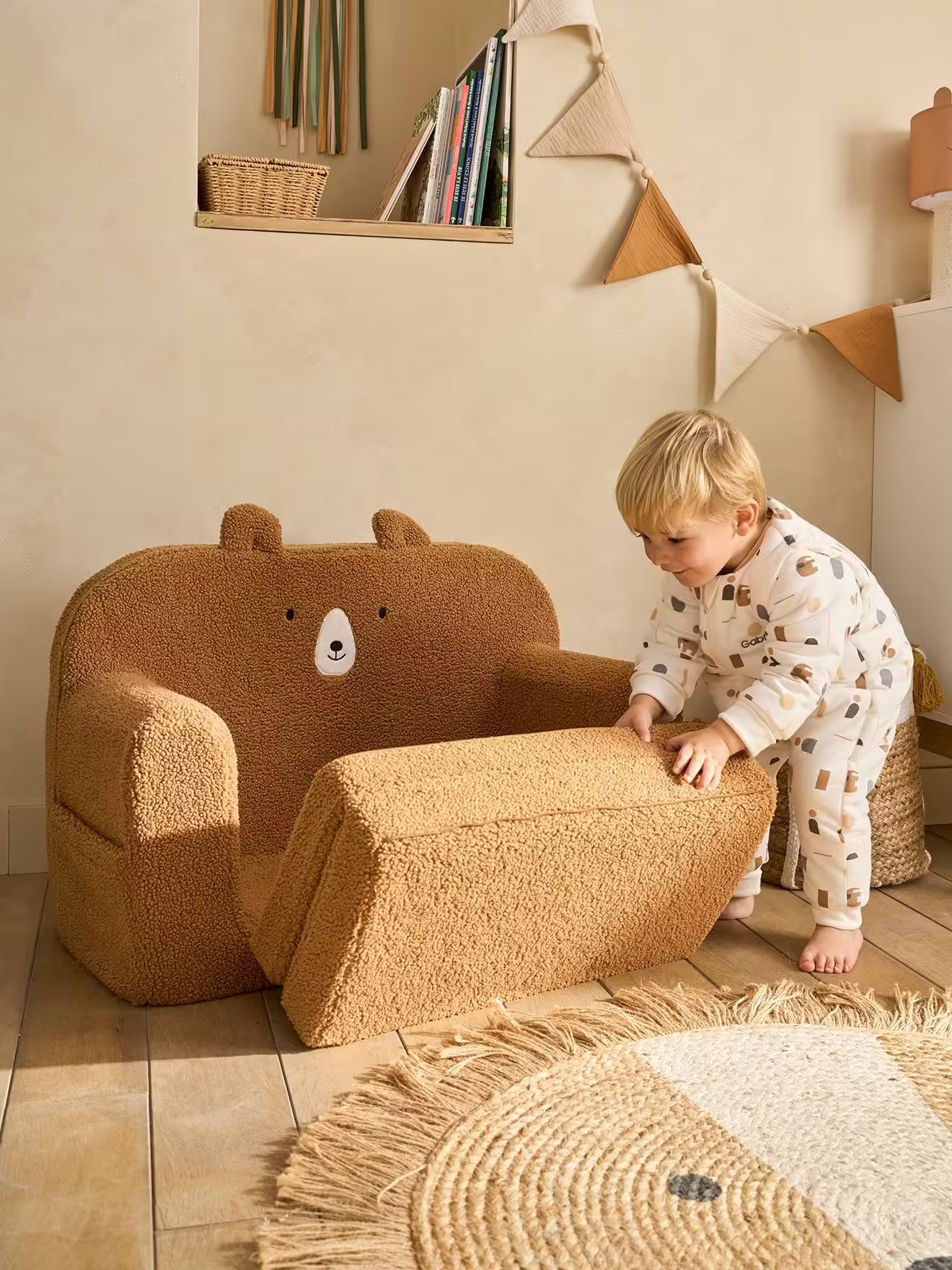 Canapé convertible pour bébé en mousse et sherpa OURSON