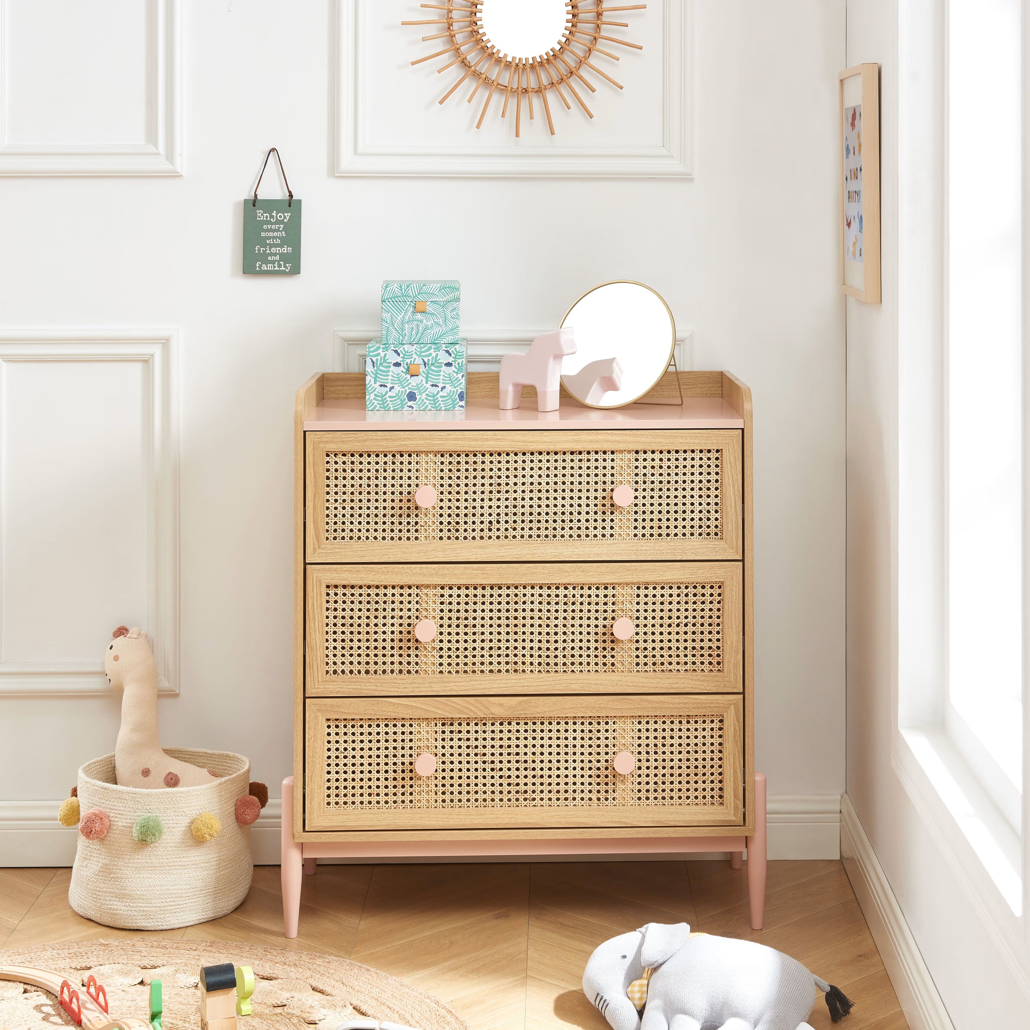 Commode rose et cannage rotin 3 tiroirs