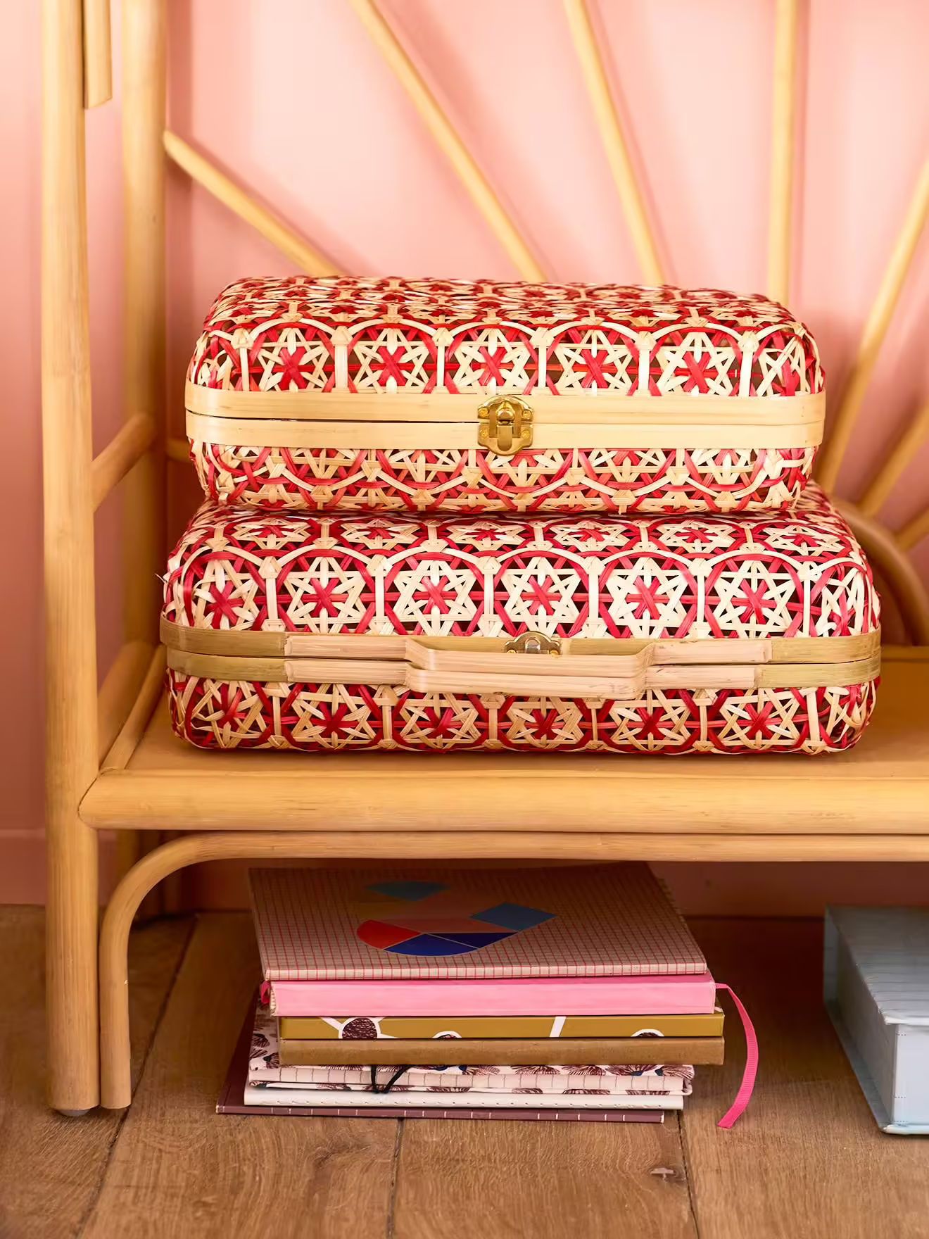 décorer chambre fille rangement