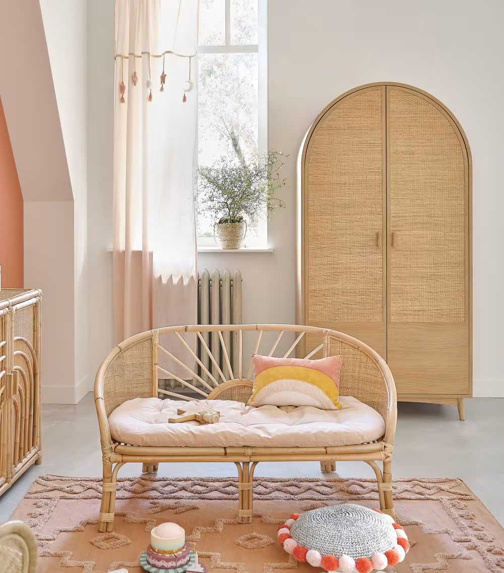 armoire cannage