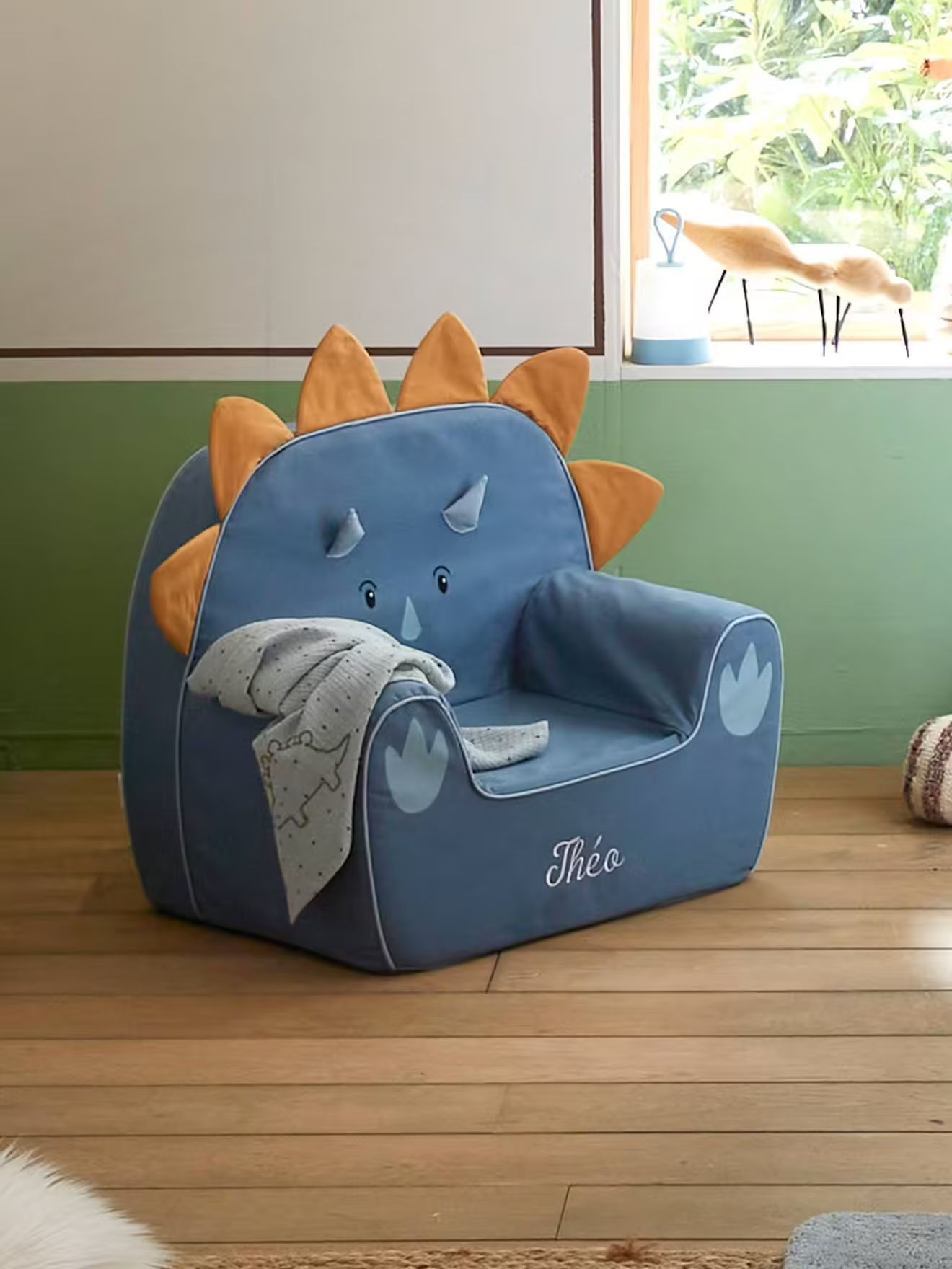 fauteuil dinosaure personnalisable pour bébé garçon