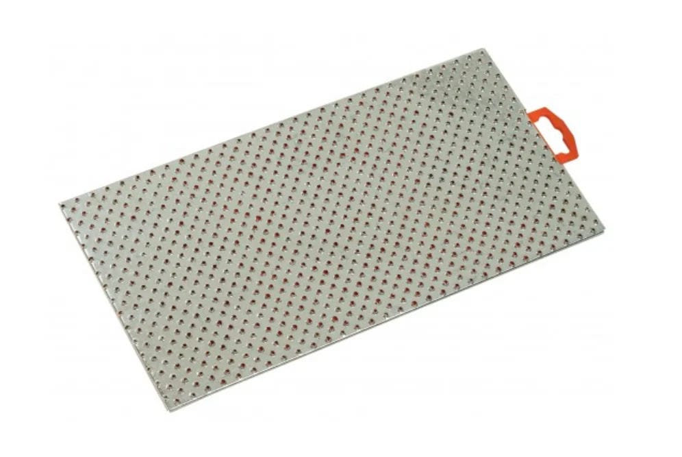 râpe pour béton cellulaire