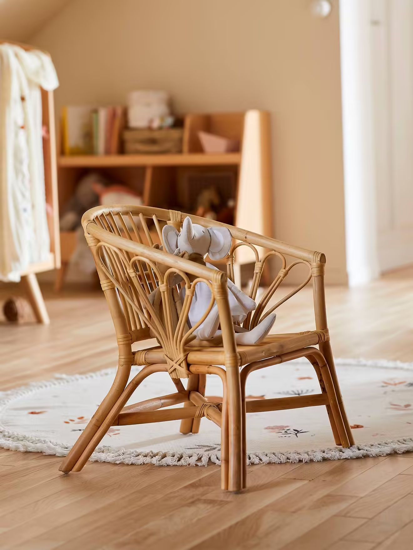 petit fauteuil en rotin
