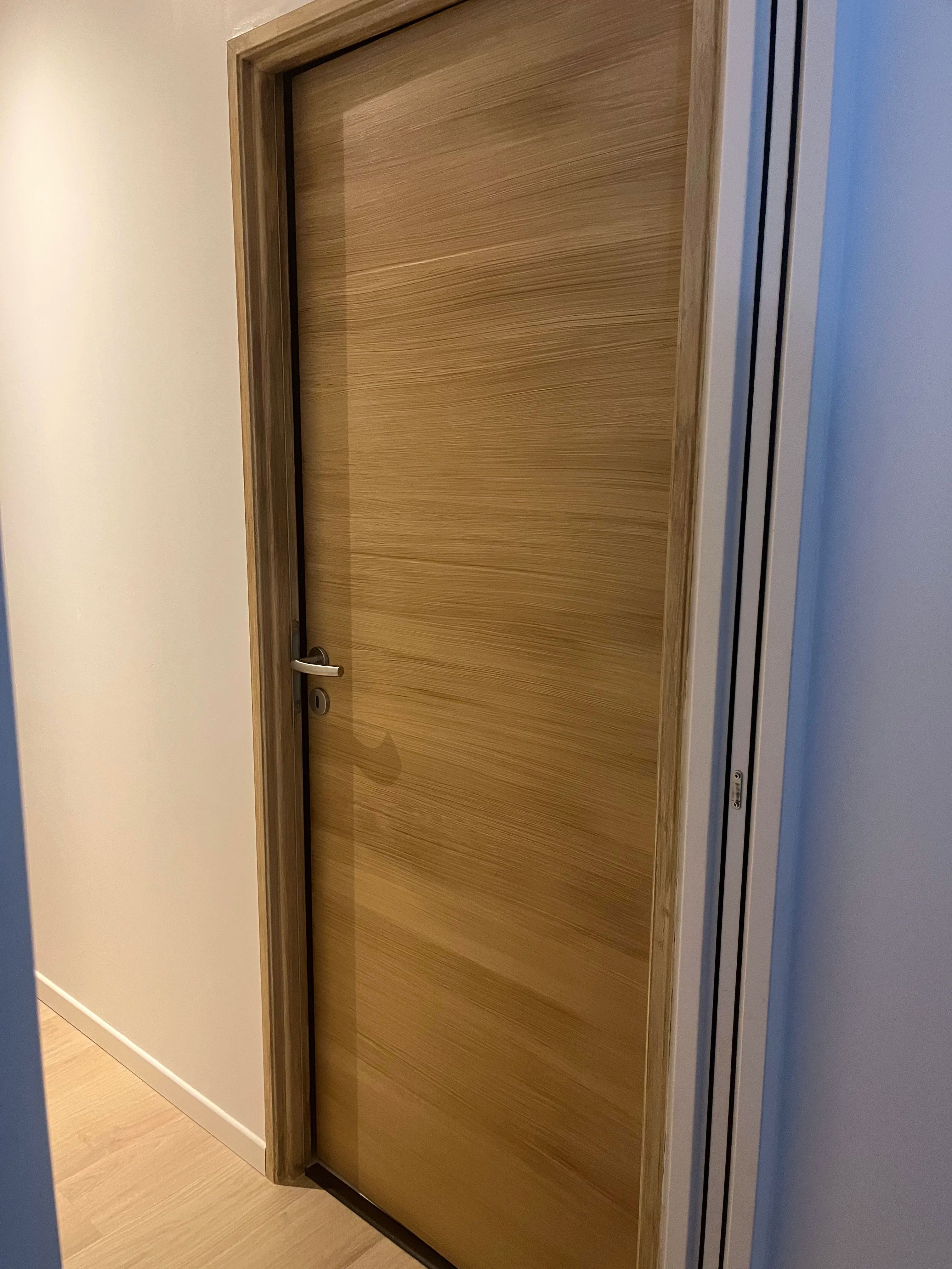 porte effet bois