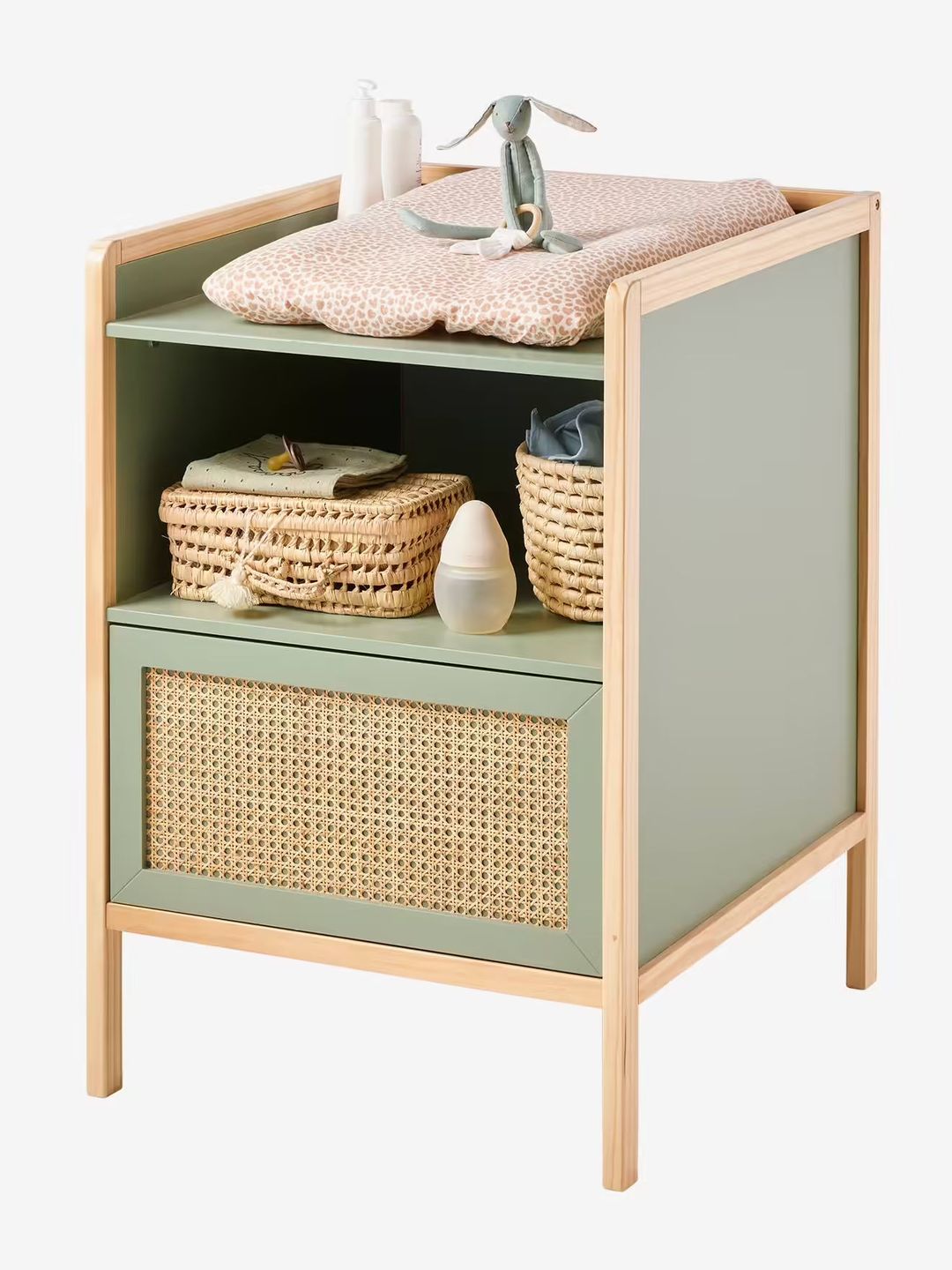 meuble à langer en cannage