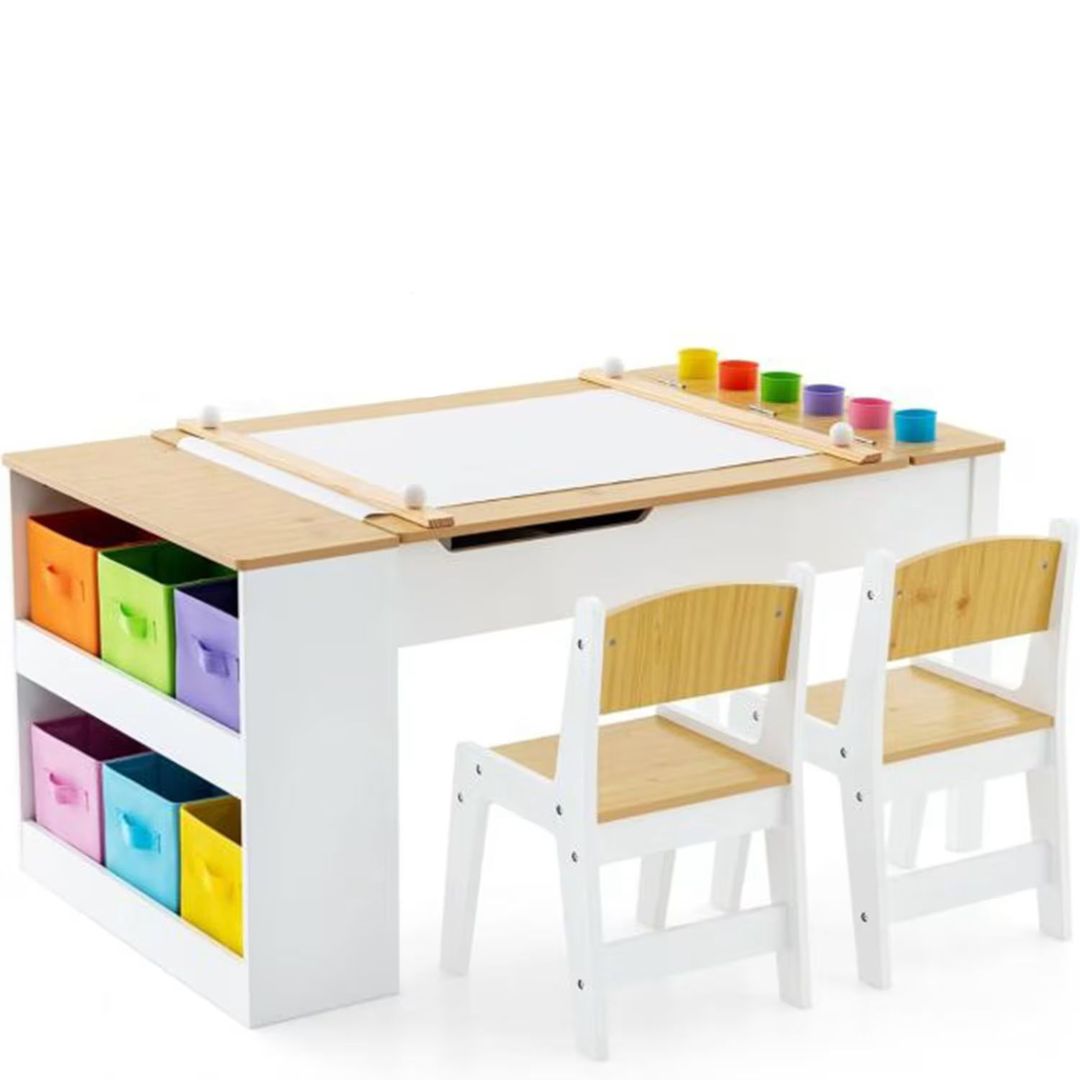 Table enfant avec chaises pour dessine