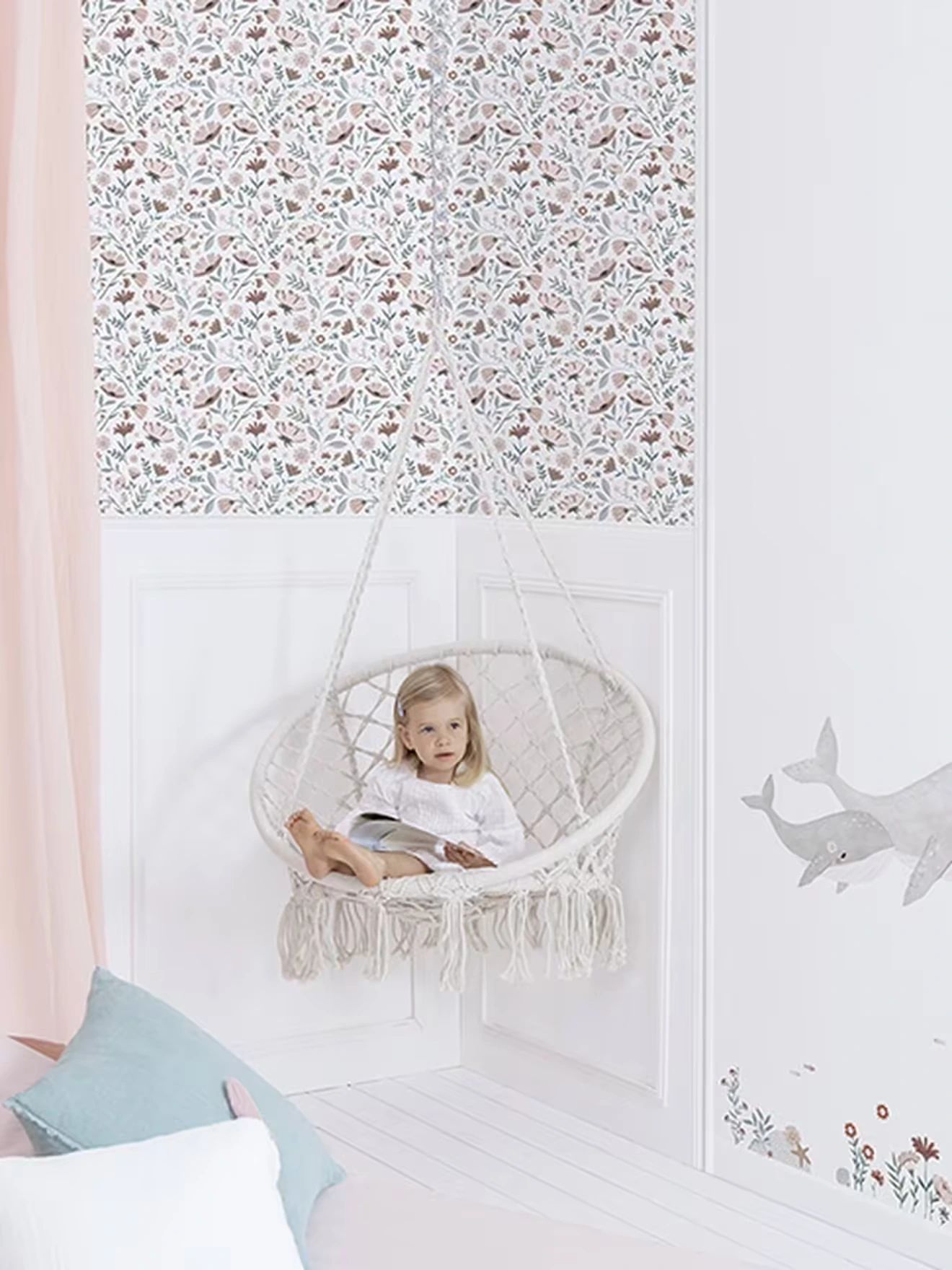papier peint tendance chambre fille fleurs